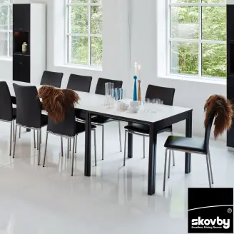 Skovby SM24 spisebord - sort/hvid laminatplade - ▶ BORDE