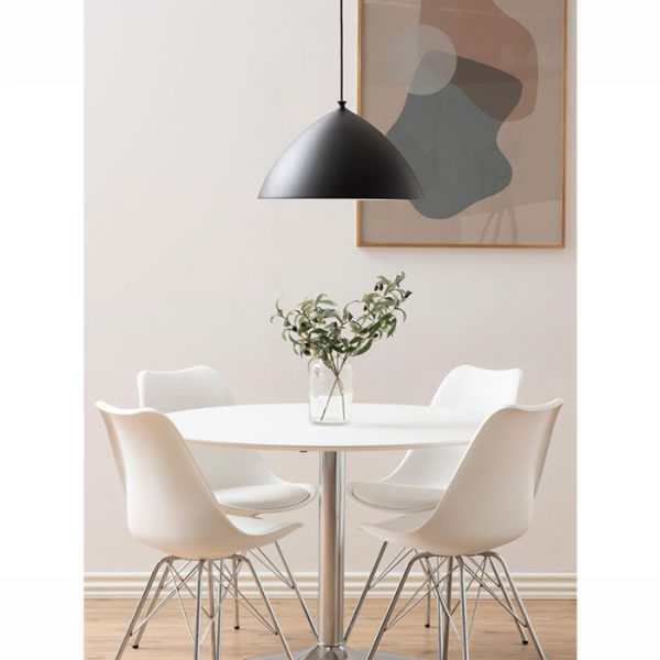 Eris spisebordsstole hvid skal med krom ben miljøfoto