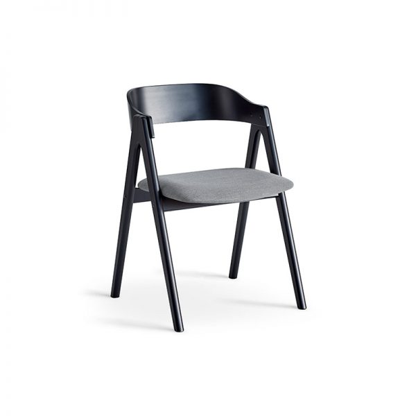 Mette spisebordsstol sort med Corsica sæde forfra