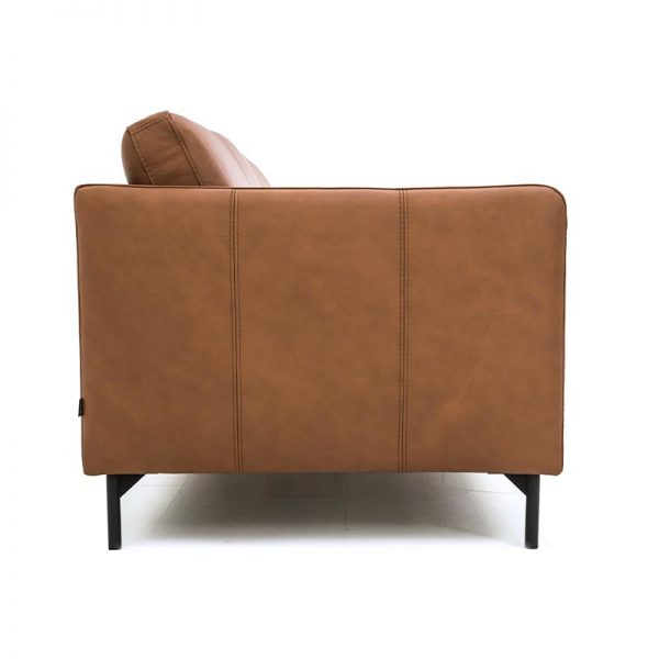 Nordic 3 personers sofa XL i cognacfarvet læder fra siden