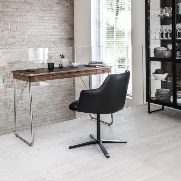 Skovby SM55 spisebordsstol i okselæder miljøfoto