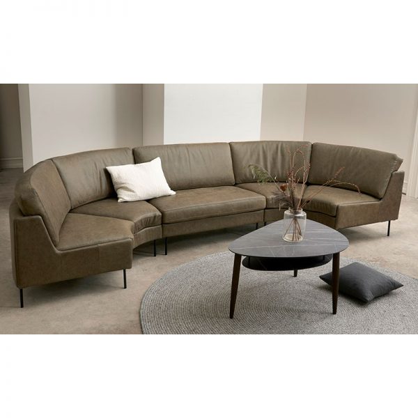 Uniq sofa i olivengrøn læder